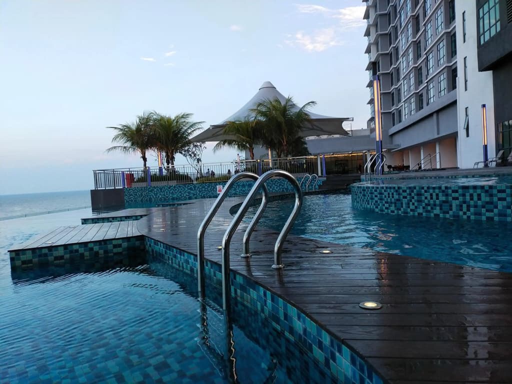 ZilleVille Studio Suite Seaview With Balcony at Imperium Residence - photo 49
