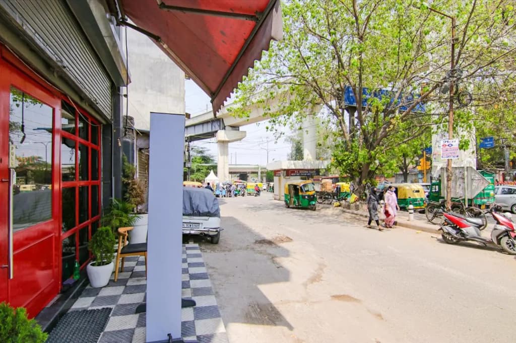 FabHotel Chawla House - photo 14
