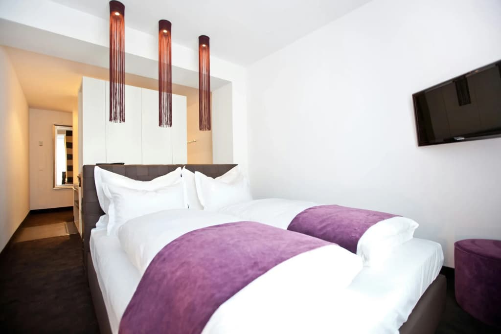 Goodman's Living - photo 13