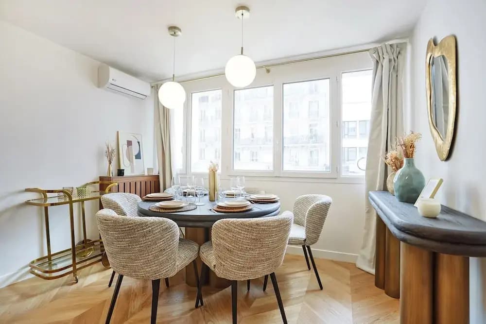 Apartment in the Center of Paris - photo 10