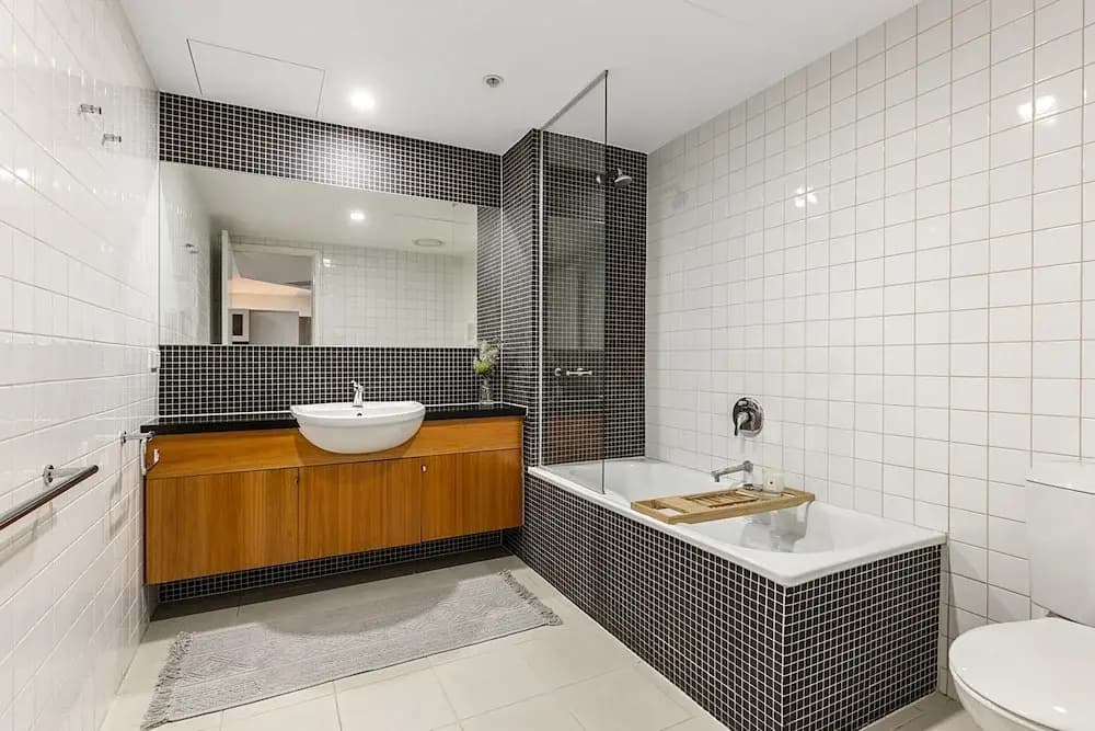 Executive Unit With Pool and Gym Near Riverfront - photo 8