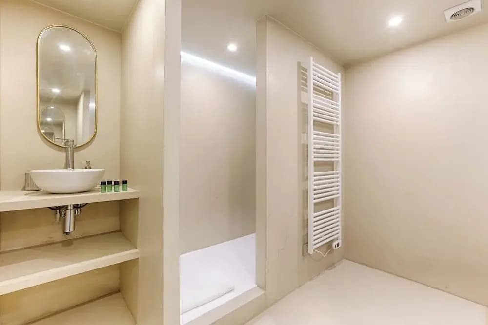 Superb Air-conditioned Duplex Bastille Le Marais - photo 6