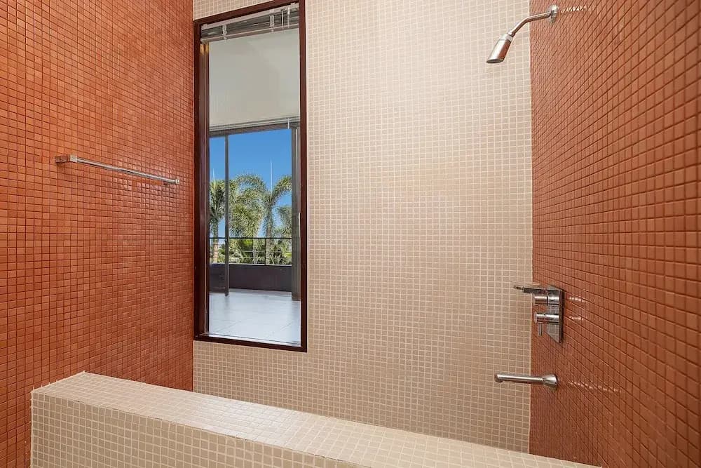 Designer 3BR Pool Access Villa Argent 8 - photo 9