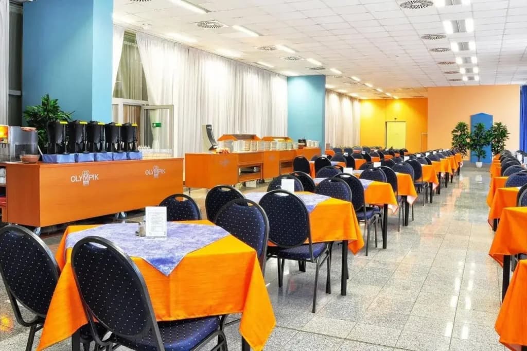 Hotel Tristar - photo 11