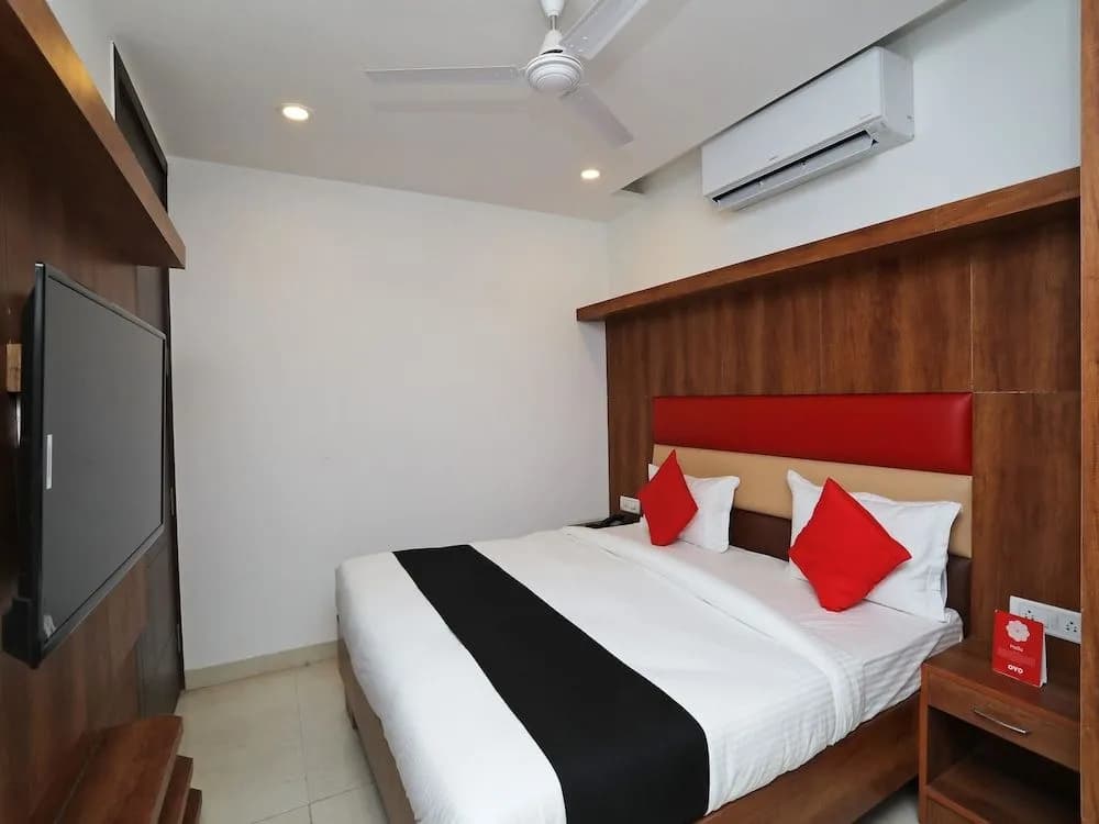 Hotel Urban Luxury - photo 3