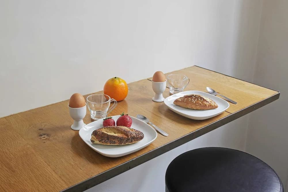 Comfortable Parisian Home 2mins From Metro Line 7 - photo 8