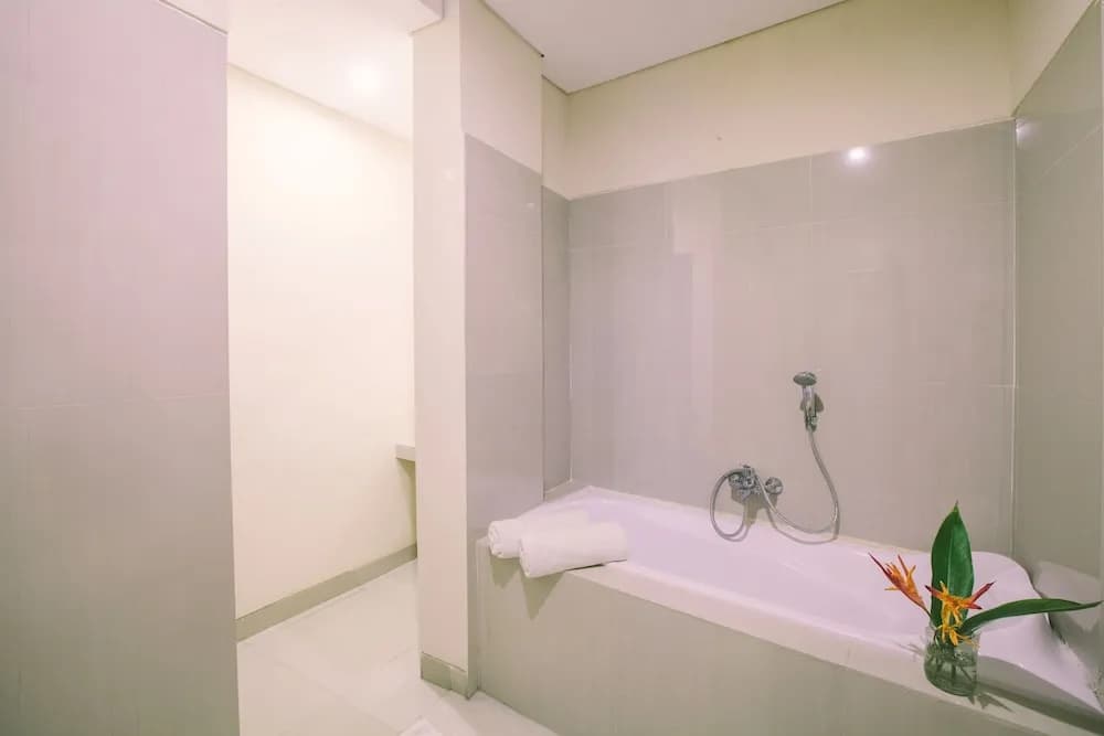 Rantun's Place Nusa Dua Hotel - photo 10