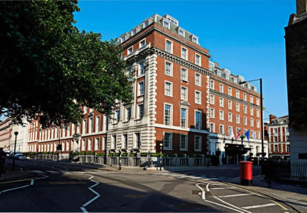 London Marriott Hotel Grosvenor Square - photo 1