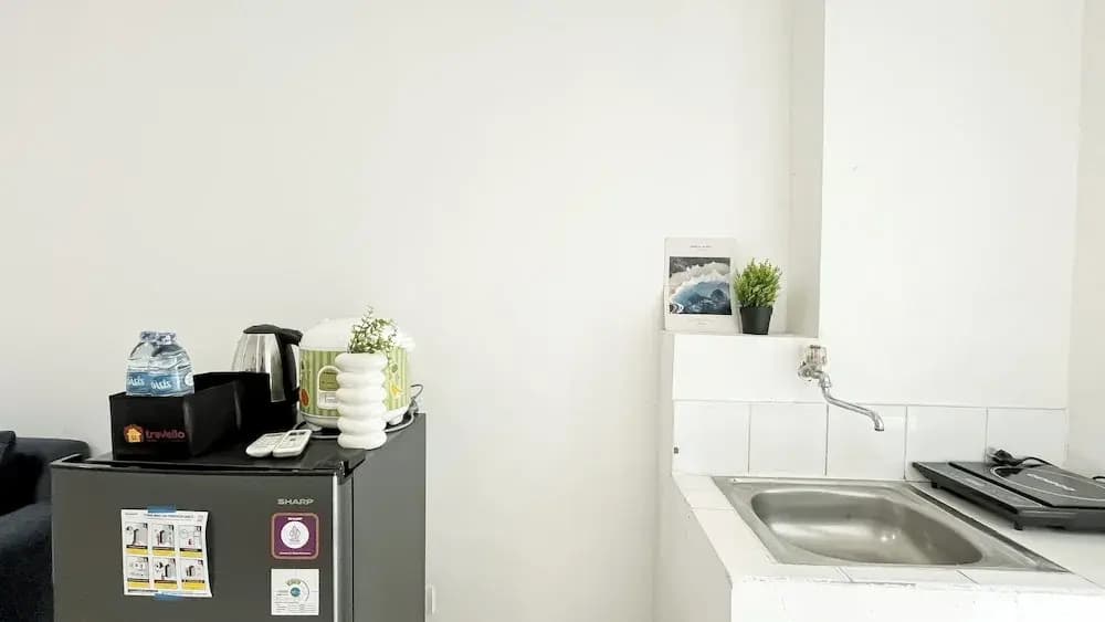 Basic 2Br Apartment At Green Bay Pluit - photo 11