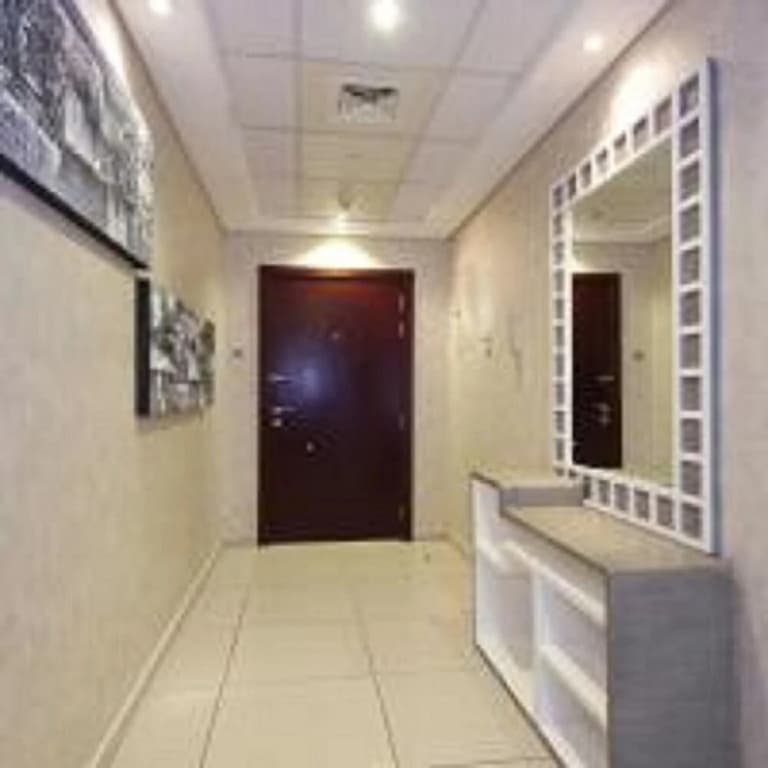 High Floor Two Bedroom Apartment - photo 6