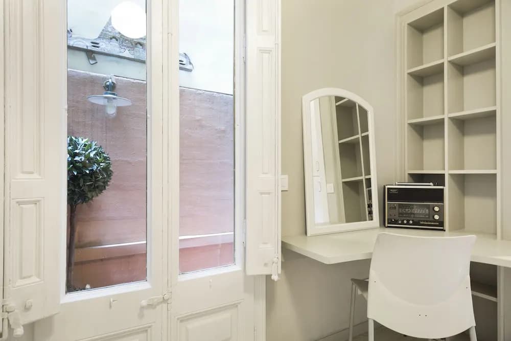 Urquinaona Apartment - main photo