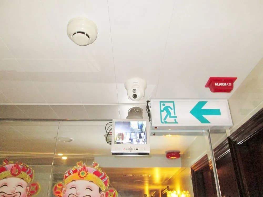 Peace Guest House - Hong Kong - photo 14