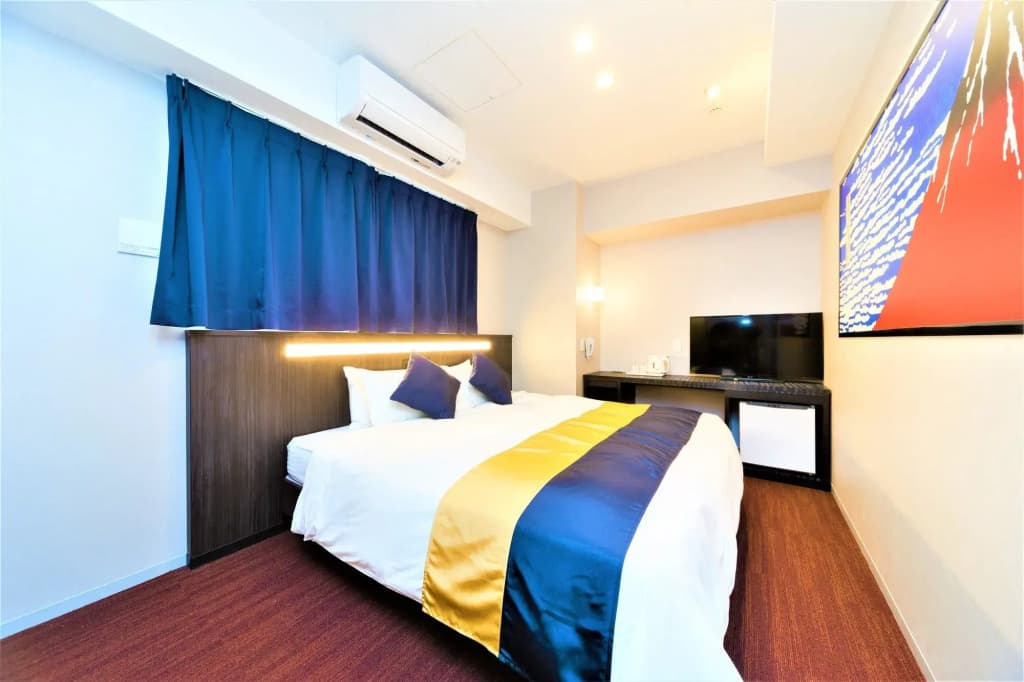 KUROMON Crystal Hotel - photo 4