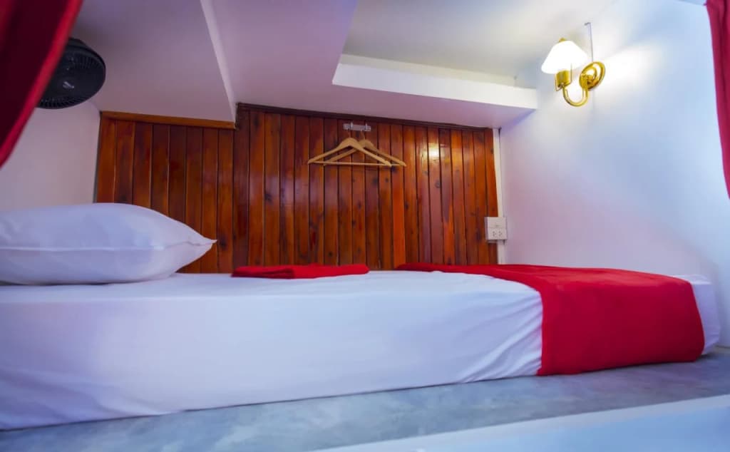 Haad Rin Beach Luxury Hostel - photo 1