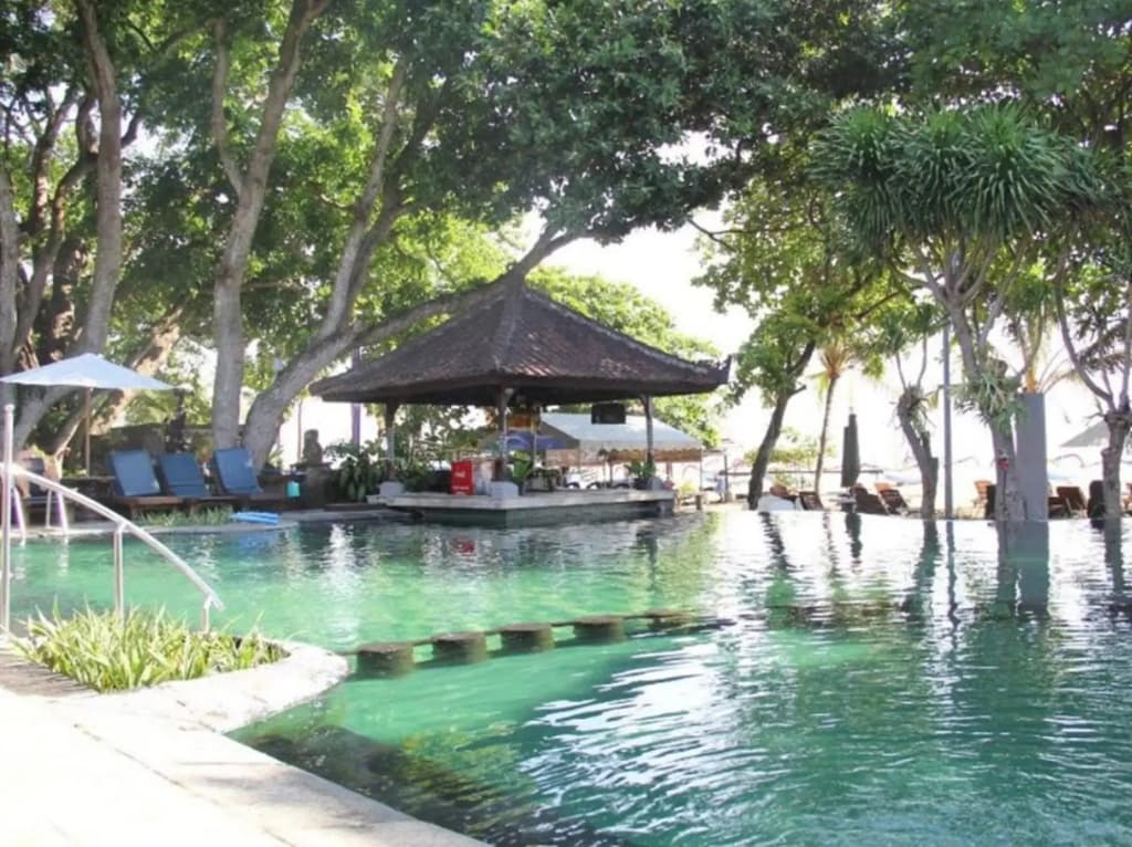 Besakih Beach Hotel - photo 12