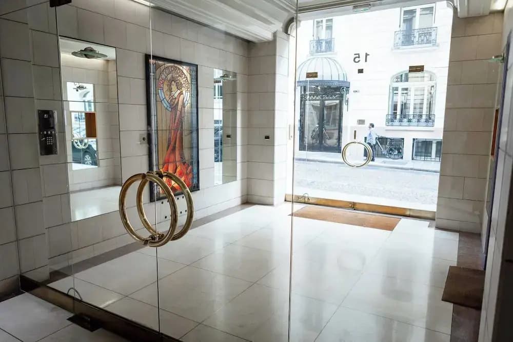 Charming Apartment -1br-4p- Arc de Triomphe - photo 7