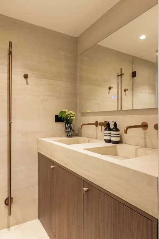 Chic A/C Central apt - 2bdr/6p - Faubourg s/ Denis - photo 6