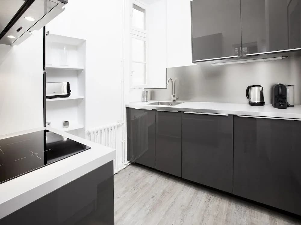 Luxury 2BDR Le Marais I by Livinparis - photo 14