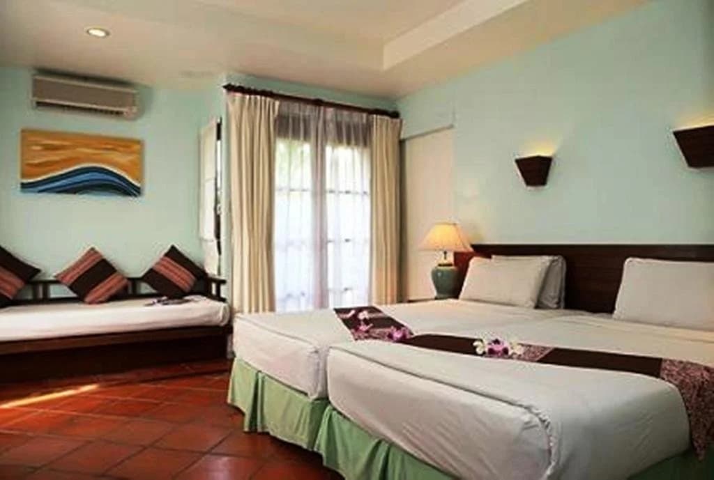 World Resort - photo 4