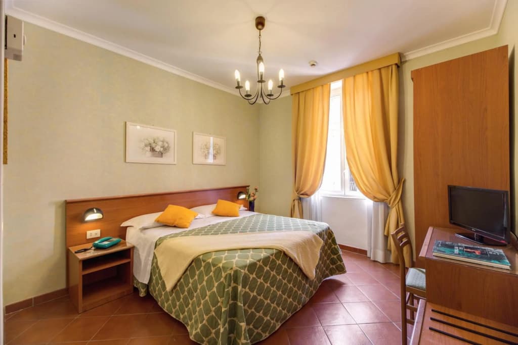 Hotel Corona - photo 50