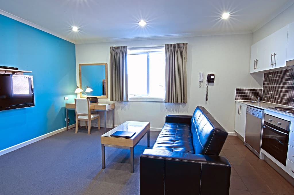 Brighton Serviced Apartments - photo 13