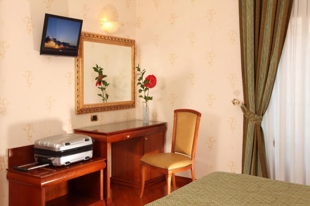 Serena Hotel - photo 22
