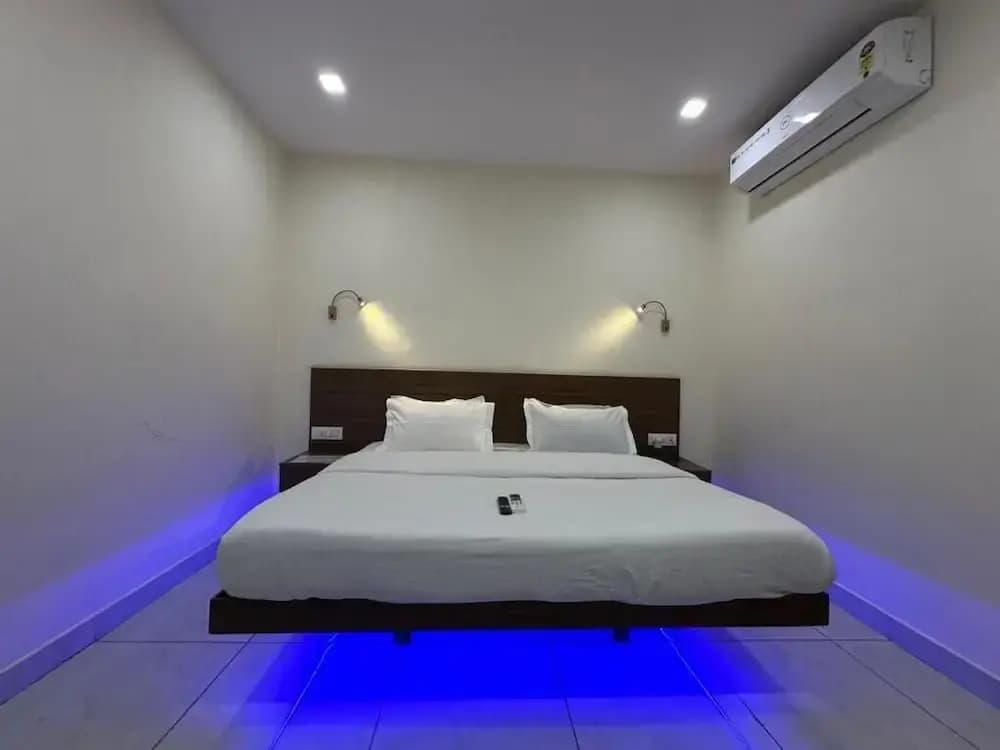 Hotel 36 West Inn - photo 2