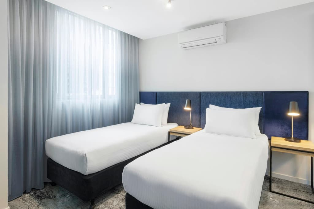 Brady Apartment Hotel Flinders Street Hotel - photo 7