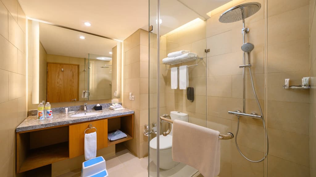 Holiday Inn & Suites Jakarta Gajah Mada by IHG - photo 8