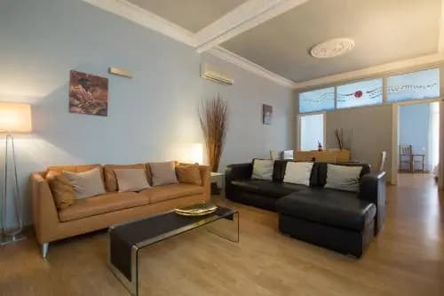 Luxury Central Apartment - photo 5