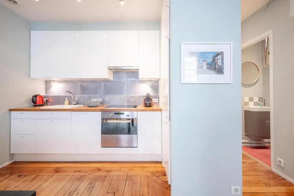 Private Apartment - Balcony - Bastille - photo 13