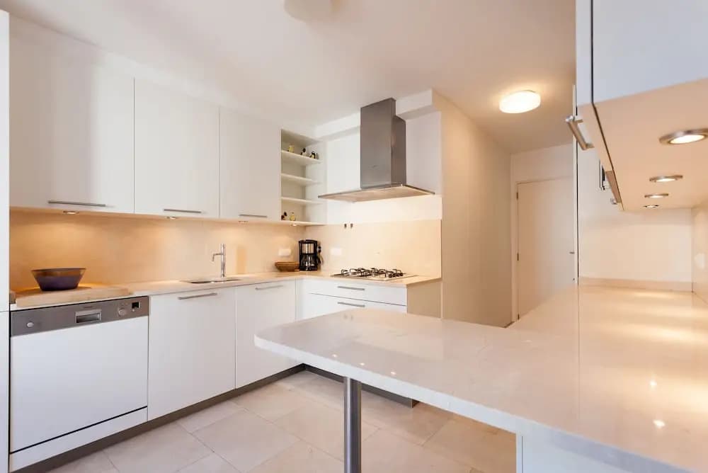 Chiado Modern Three-Bedroom Apartment - by LU Holidays - photo 17