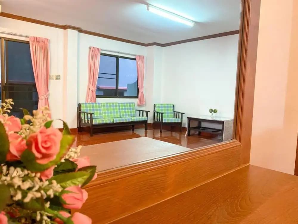 Pichnaree Guest House - photo 3