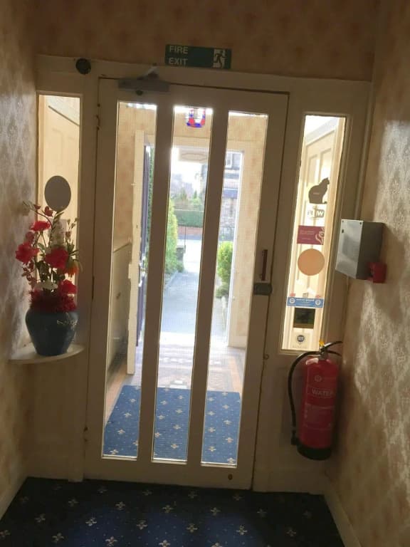 Tania Guest House - photo 12
