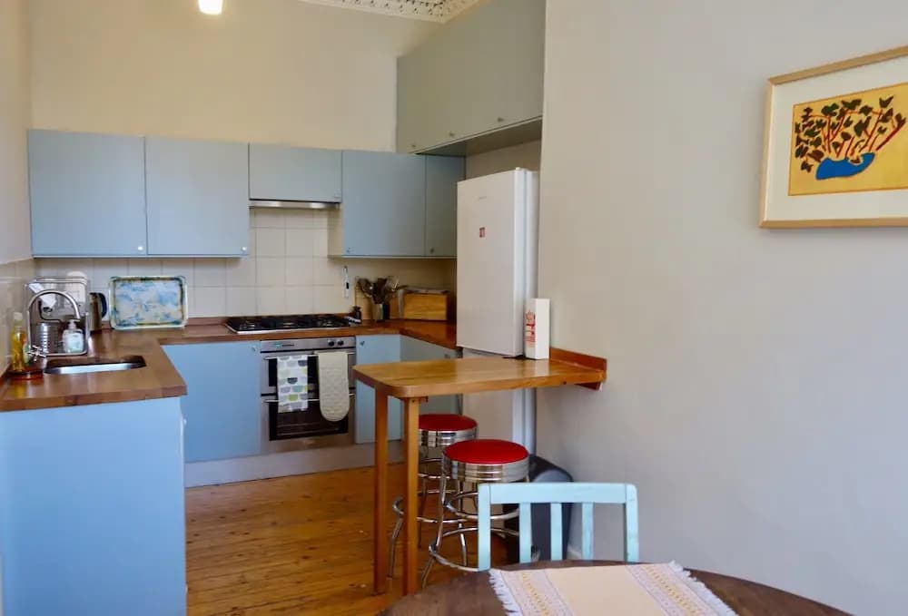 Spacious 2 Bedroom Home In Leith - photo 5