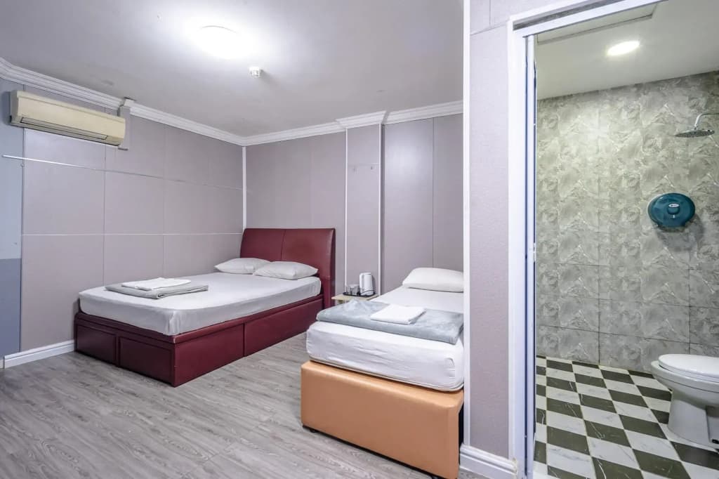 K Hotel 8 - photo 19