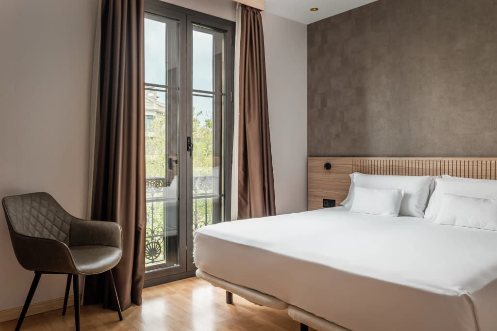 Petit Palace Eixample - photo 4