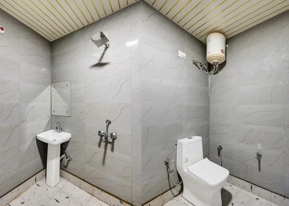 Mauryan Signature hotel Devli Khanpur - photo 8