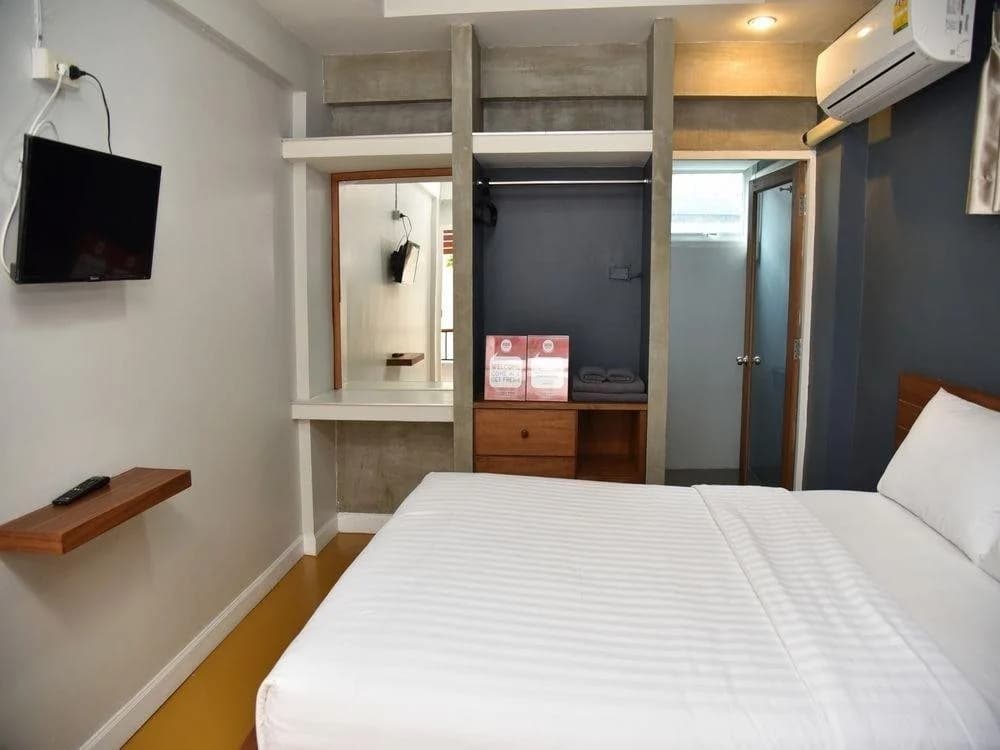 Chula Room & Service - photo 3