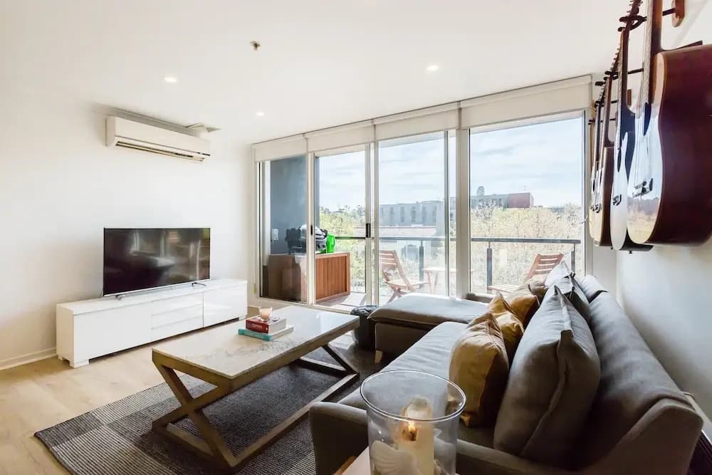 YUKI, 1BDR Melbourne Apartment - photo 11