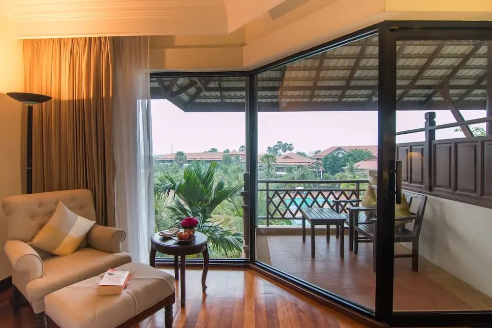 Angkor Palace Suite & Villa - photo 8