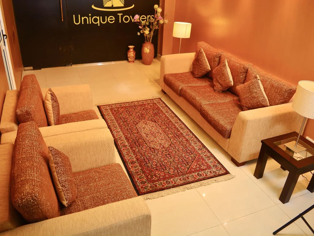 Unique Towers Luxury Boutique Suites - photo 4