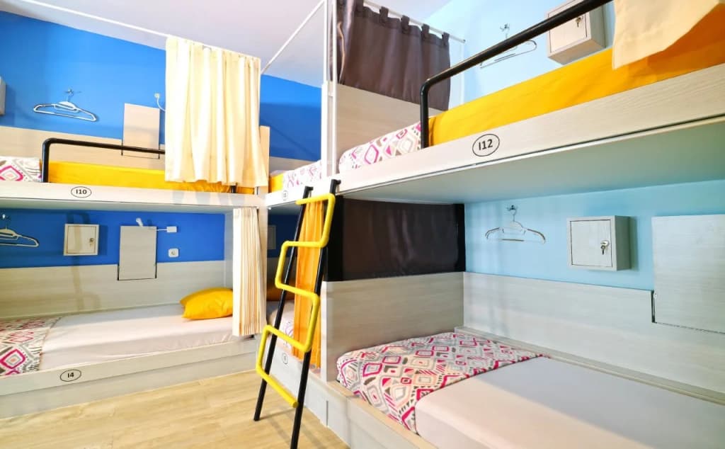 Mel's Dorm - photo 6