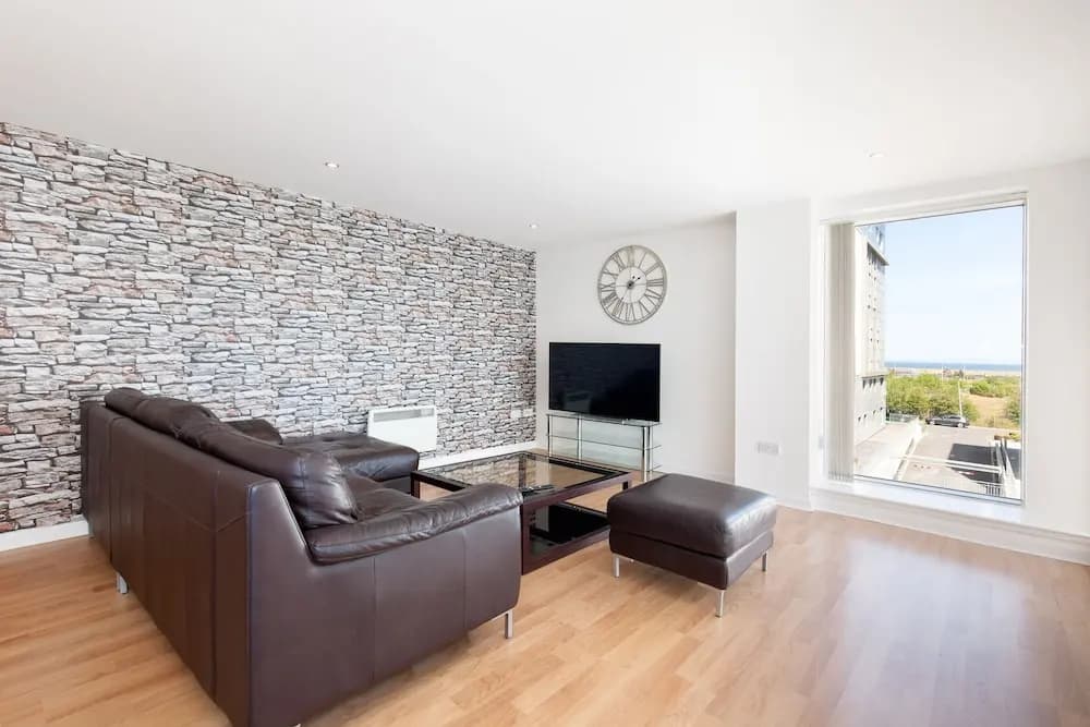 Stylish Garden View Apartment - photo 2