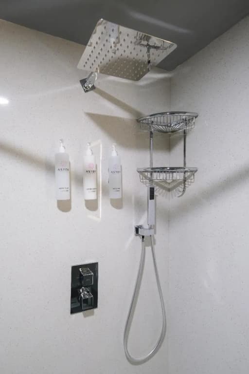 Aster Apartment Bali - photo 7
