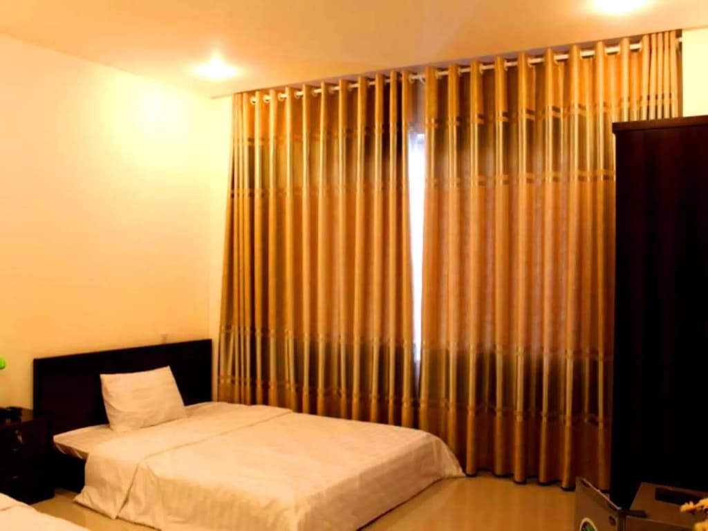 Phuong Binh Hotel - photo 3