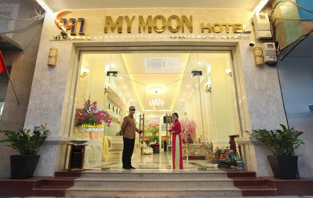 My Moon Hotel - photo 23