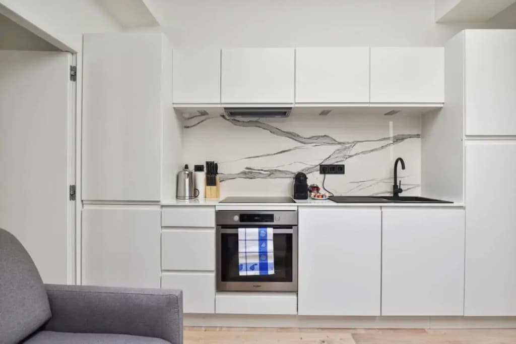 141-Suite Klein, townhouse style APT, Marais, Paris - photo 13