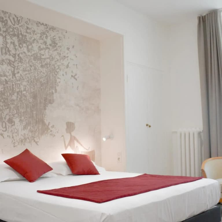 Hotel Busby - photo 36