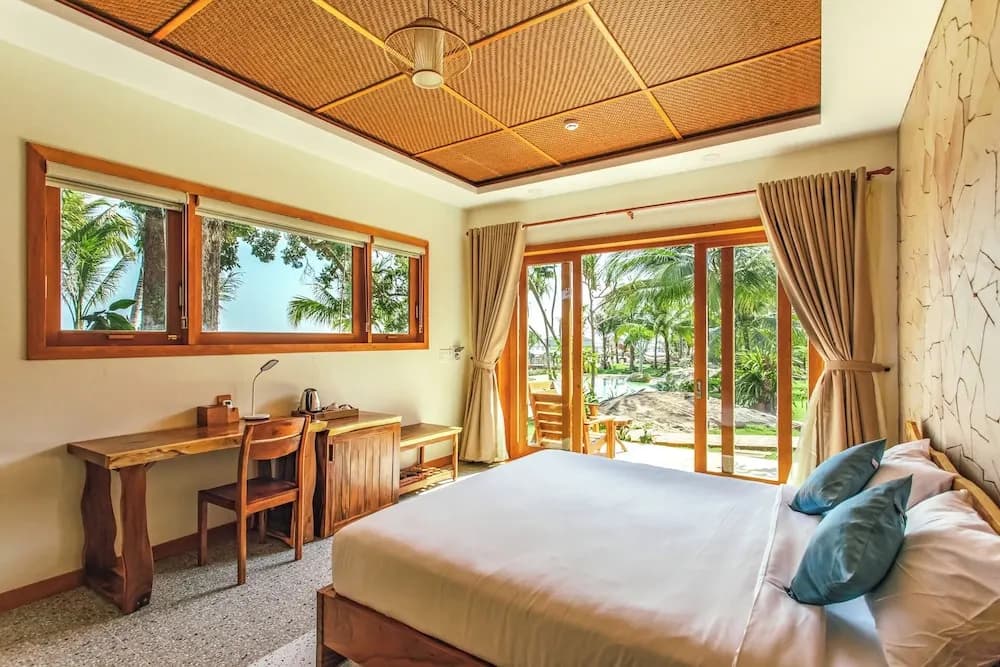 Rocks Beach Boutique Phu Quoc - photo 1